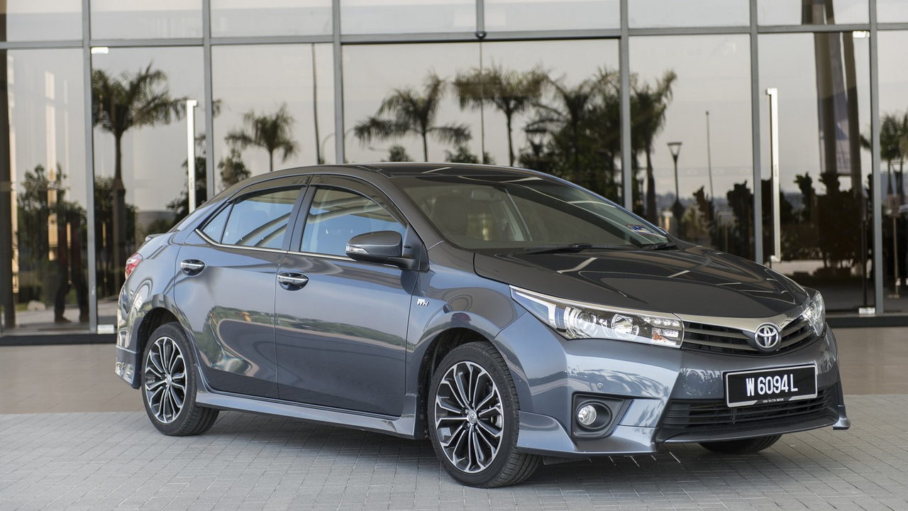 Trong tầm giá 400 triệu nên mua ô tô gì của hãng Toyota?