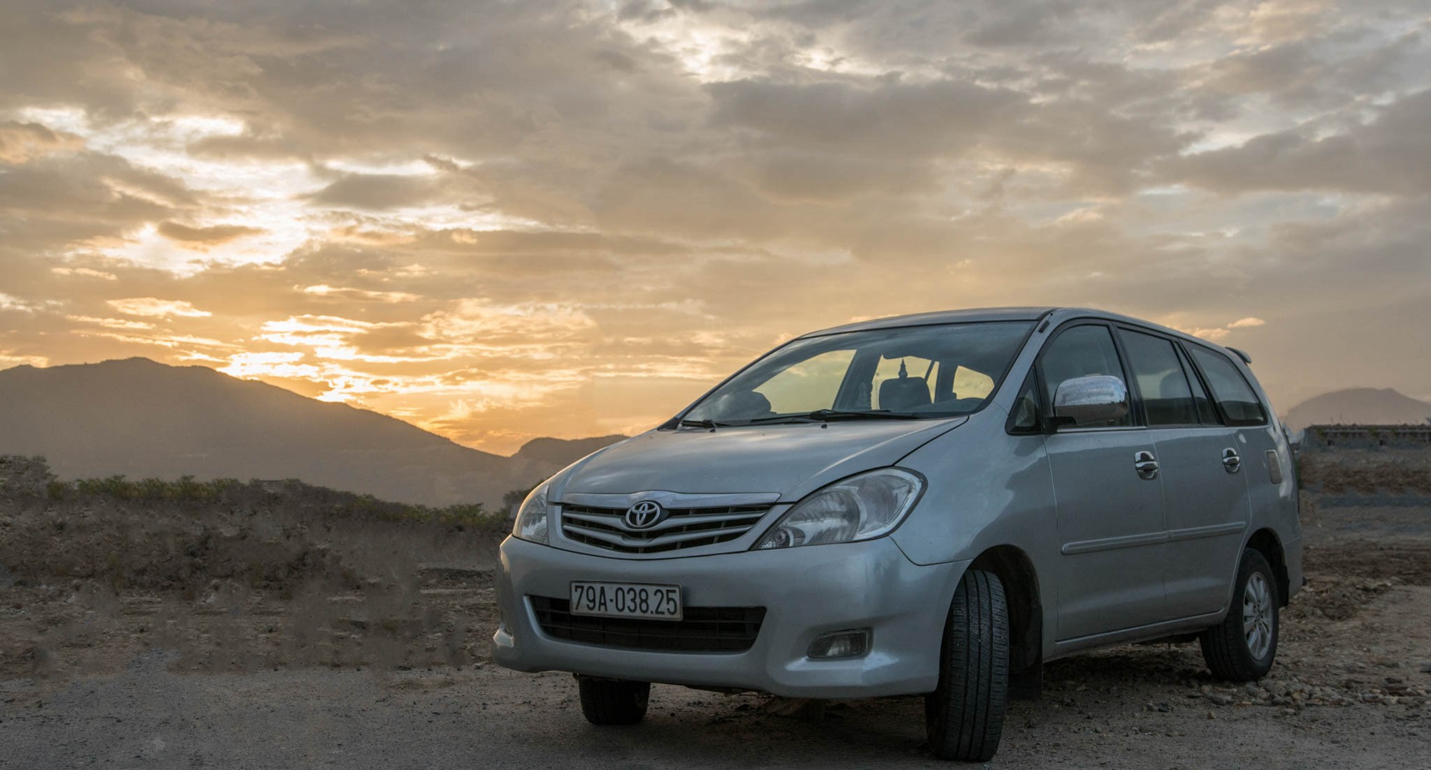 Kinh nghiệm mua xe Innova cũ dưới 300 triệu đáng tiền